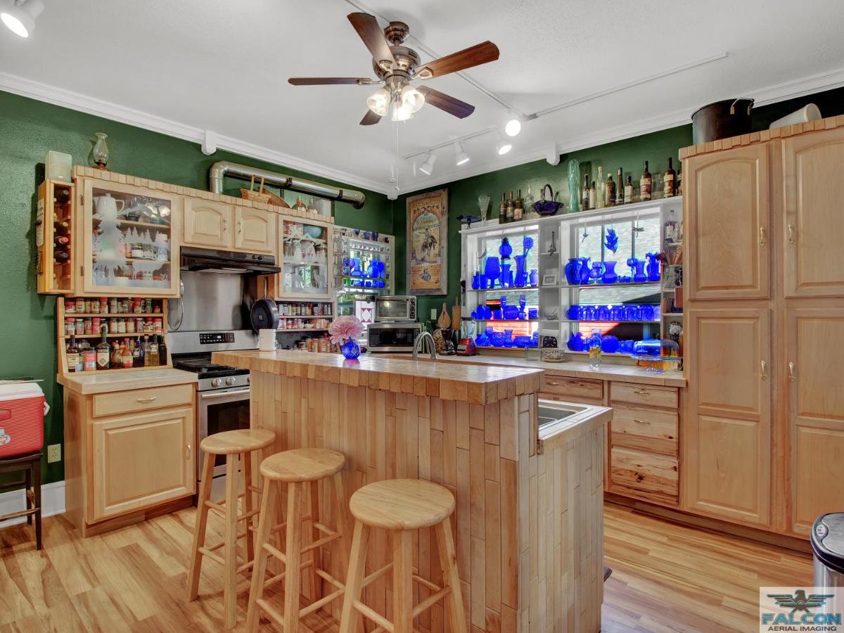 Robins Nest Bed & Breakfast Cody Exteriér fotografie