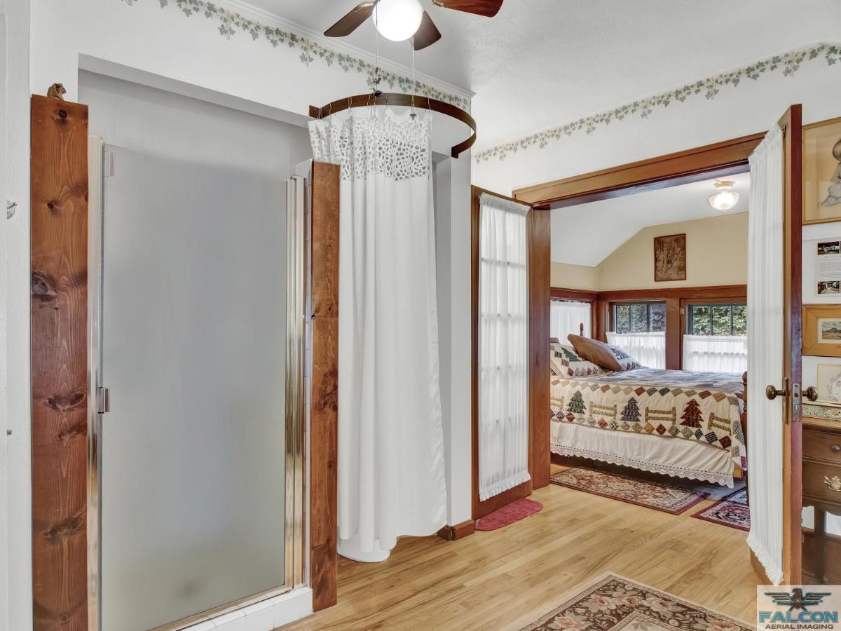 Robins Nest Bed & Breakfast Cody Exteriér fotografie