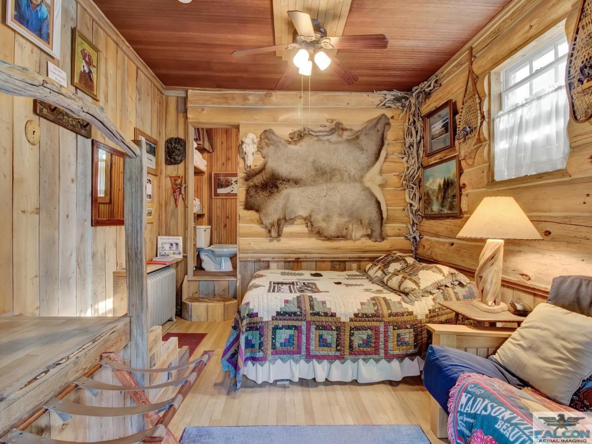 Robins Nest Bed & Breakfast Cody Exteriér fotografie